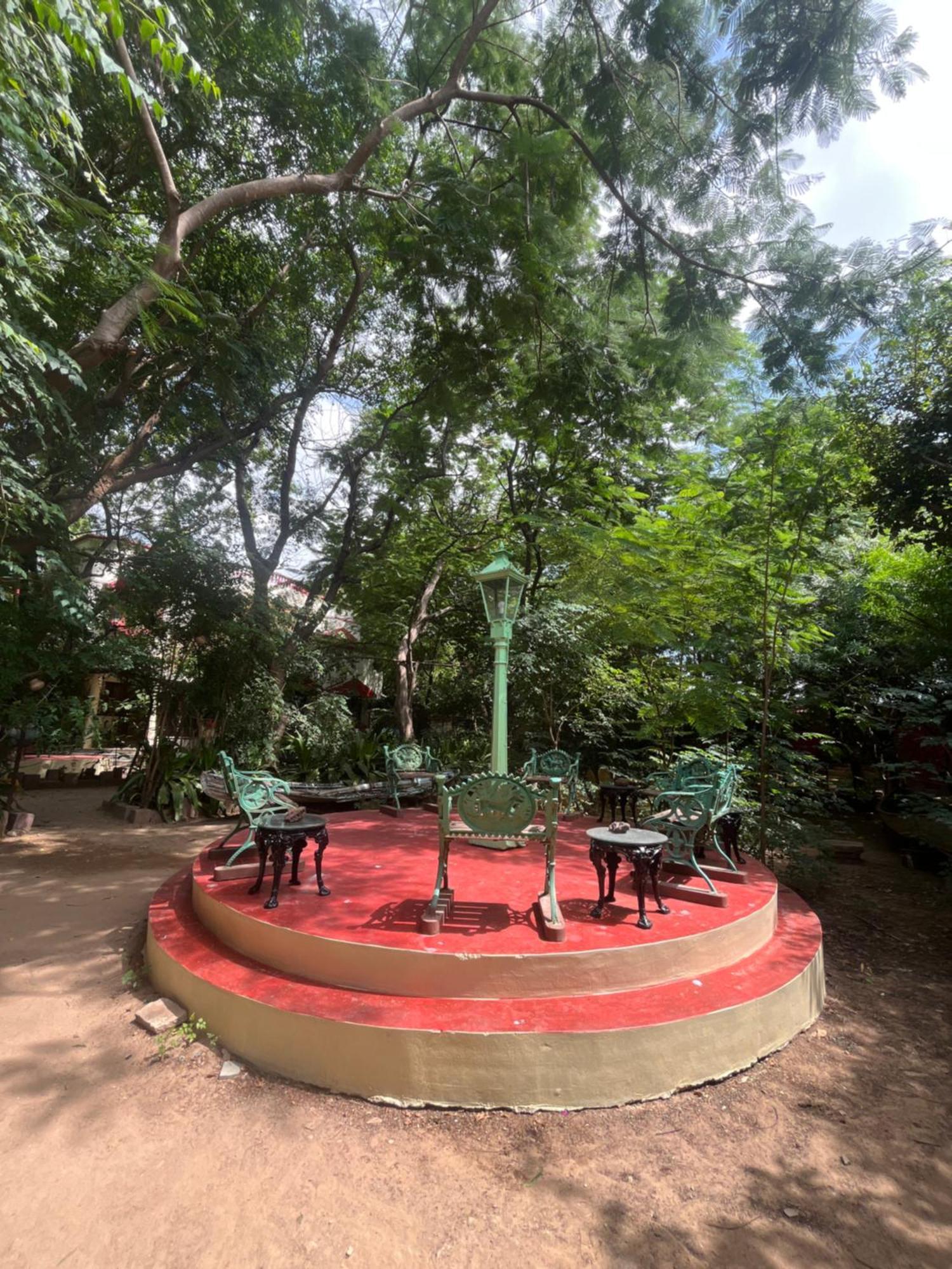 Sharad Baug Homestay Bhuj Eksteriør billede