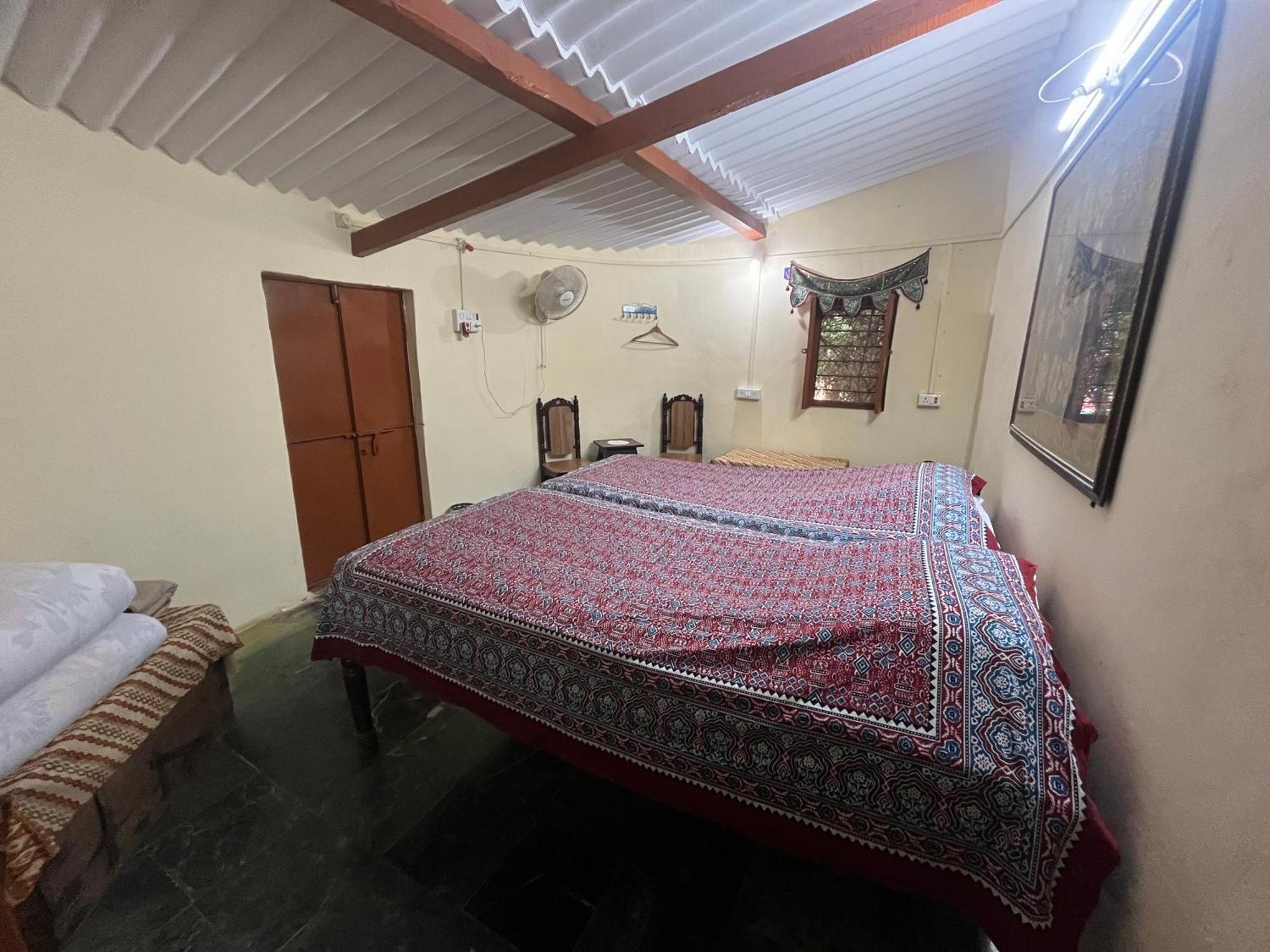 Sharad Baug Homestay Bhuj Eksteriør billede