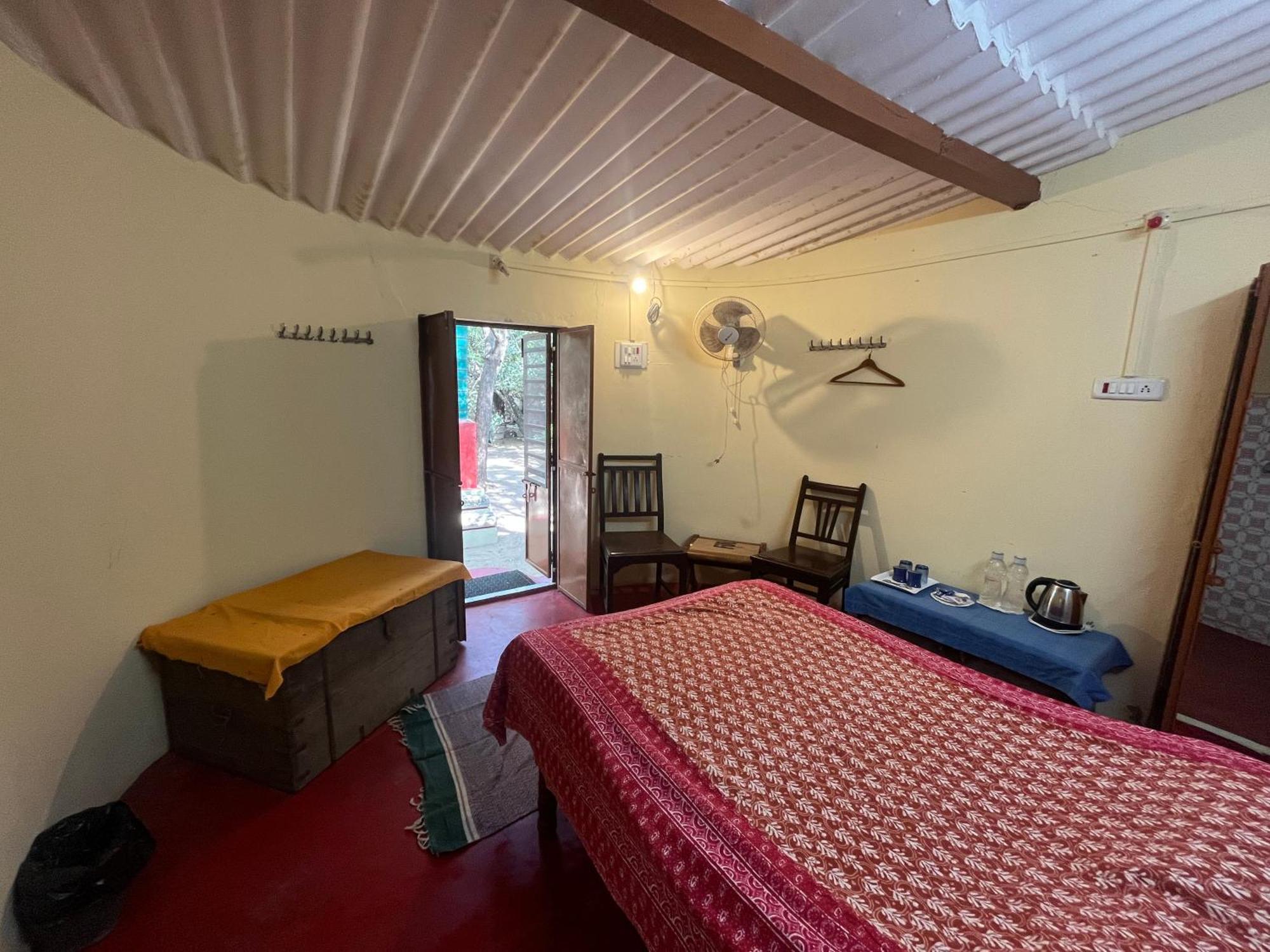 Sharad Baug Homestay Bhuj Eksteriør billede